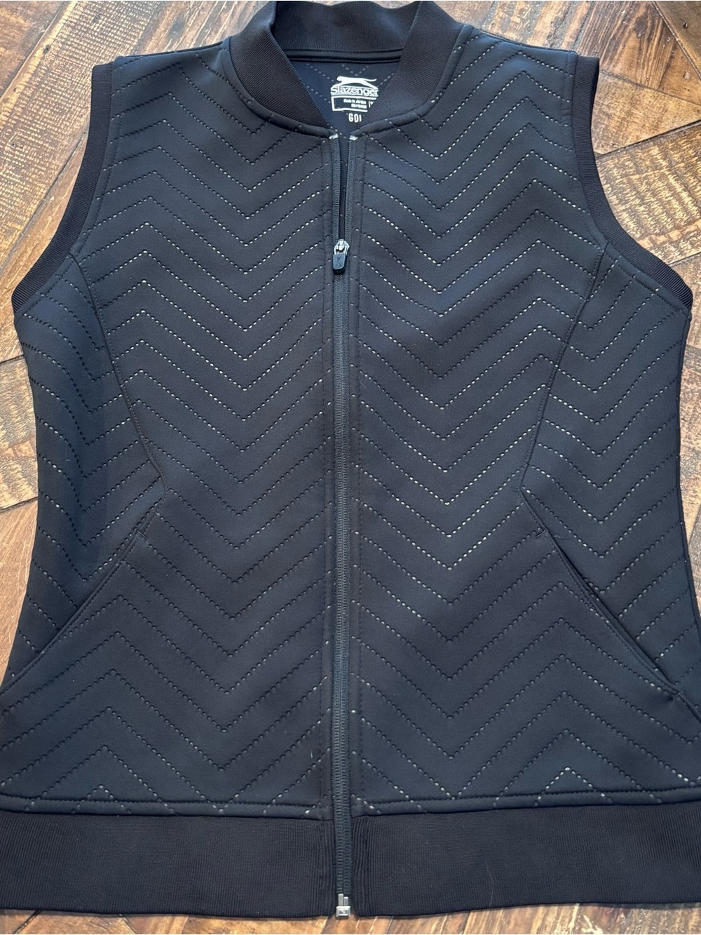 Slazenger Black Quilted Chevron Zip Vest in size XS